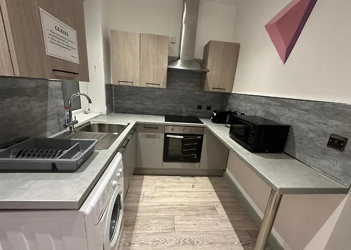 Serviced Ensuite Double Room - Near Greenwich Park - The O2 Arena - Nearby Transport Links To Central London - New Cross Station - Lewisham Se14